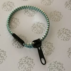 Zipper bracelet
